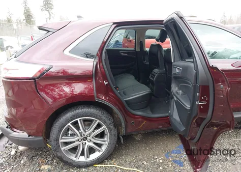 2024 Ford Edge Titanium z USA, uszkodzony, nr VIN 2FMPK4K90RBA87921